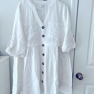 Mud pie white dress that is perfect for Spring/Summer!